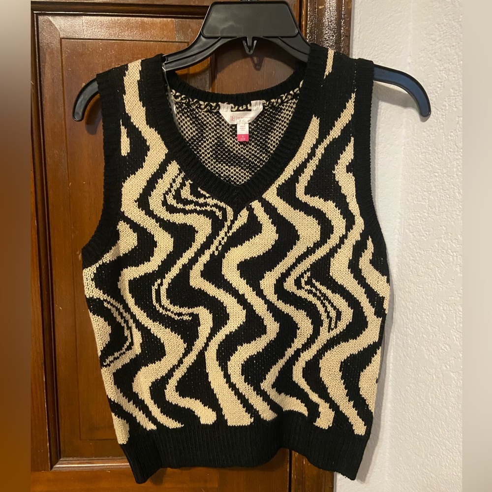 Cream and black sweater vest